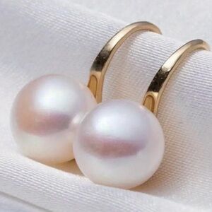 NEW! Simple Minimalist Pearl Drop Fashion Earrings